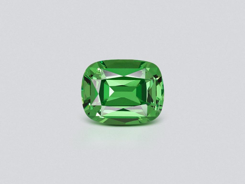 Intense Green tsavorite garnet in cushion cut 1.65 carats, Tanzania Image №1