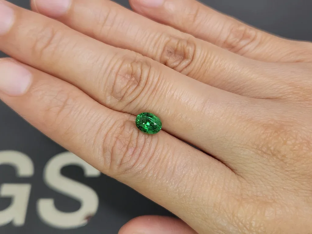 Vibrant Green tsavorite garnet in oval cut 1.50 carats, Tanzania Image №2