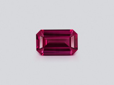 Spinel Mahenge Vibrant pink red octagon cut 3.61 carats, Tanzania photo