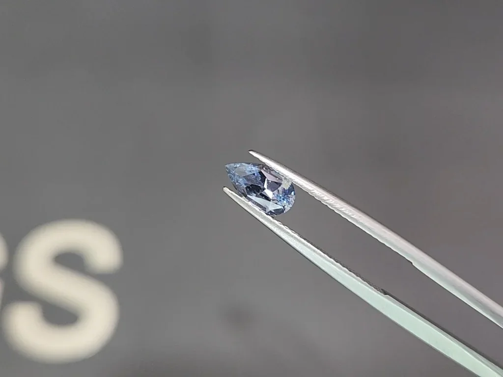 Unheated blue sapphire pear cut 1.00 carats, Madagascar Image №3