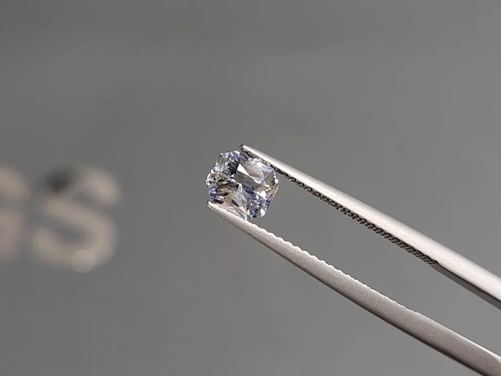 Blue sapphire radiant cut 1.20 carats, Sri Lanka Image №3
