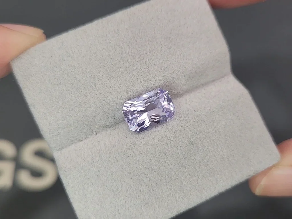 Unheated violet sapphire radiant cut 3.54 carats, Sri Lanka Image №4