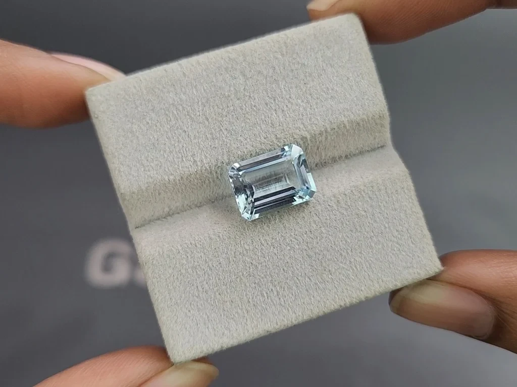 Aquamarine octagon cut 3.85 carats, Madagascar  Image №4