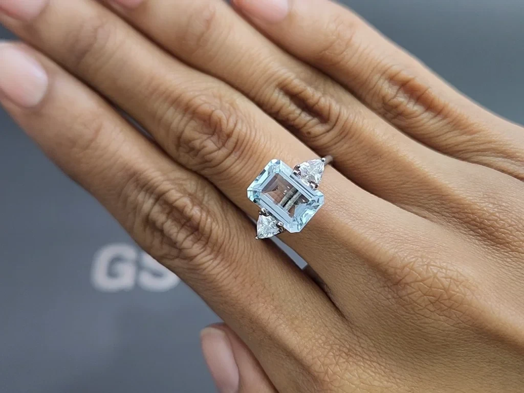 Aquamarine octagon cut 3.85 carats, Madagascar  Image №5