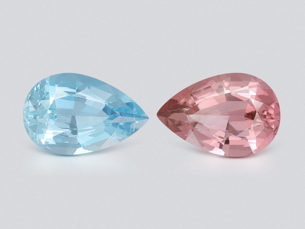 Contrasting pair of aquamarine and tourmaline pear cut 5.93 carats, Mozambique, Nigeria Image №1
