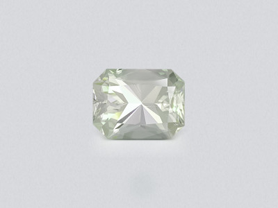 Kunzite light green radiant cut 9.66 carats, Pakistan photo