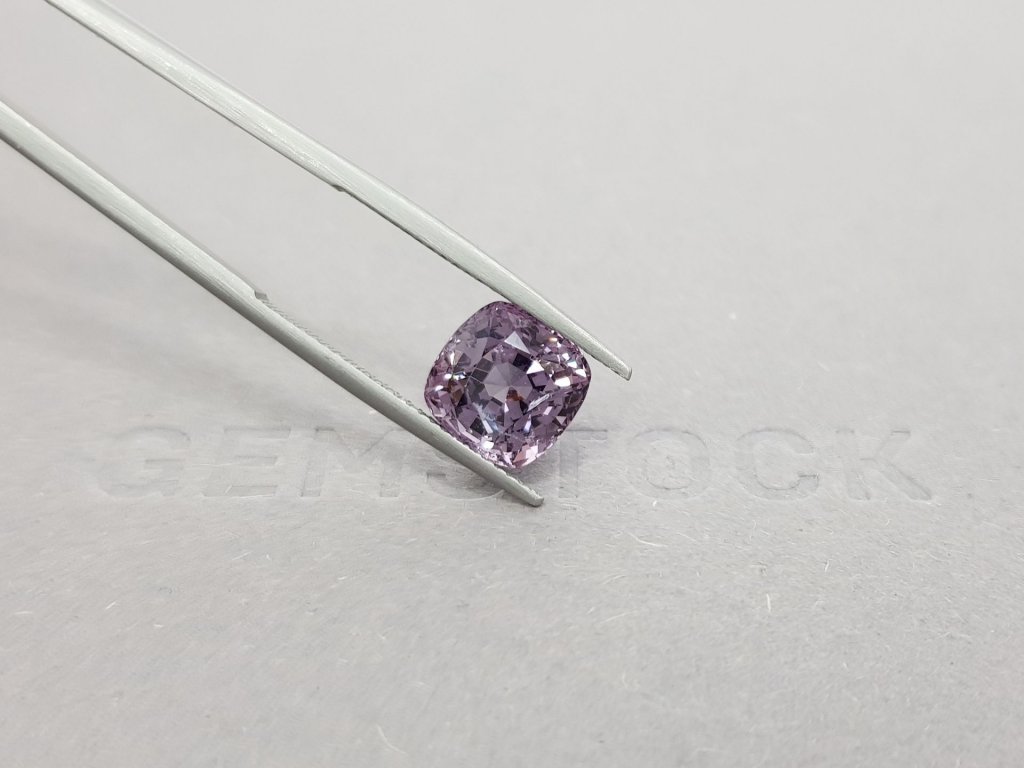 Ring with 4.50 ct lavender gray spinel and diamonds in 18k white gold Image №8