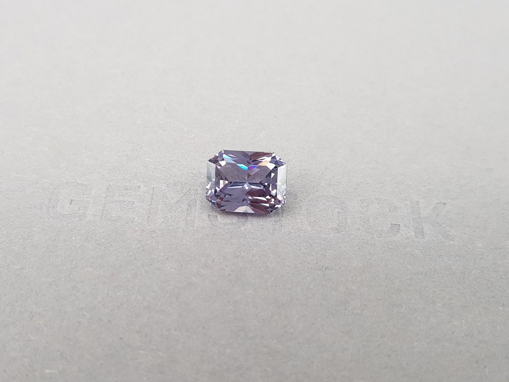 Ring with 4.13 ct lavender spinel and diamonds in 18K white gold Image №6