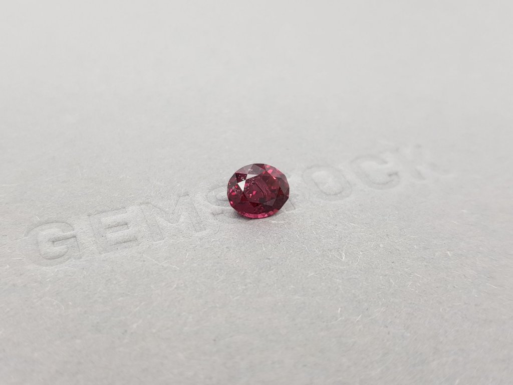 Rhodolite garnet, oval cut, 1.37 carats, Sri Lanka Image №3
