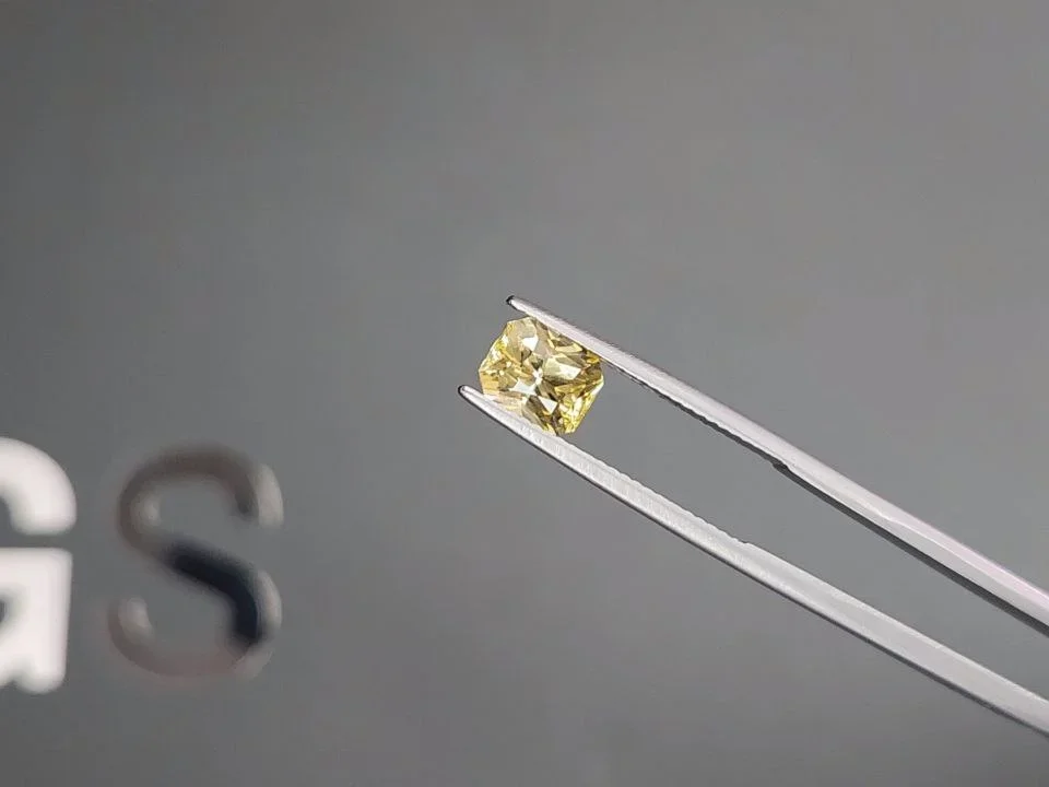 Unheated intense yellow sapphire in radiant cut 2.04 carats, Sri Lanka Image №3