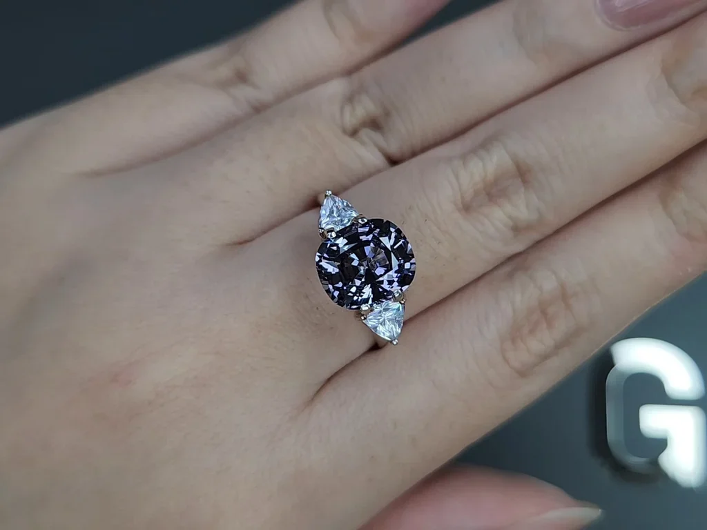 Grey Spinel cushion cut 4.38 carats, Burma Image №5