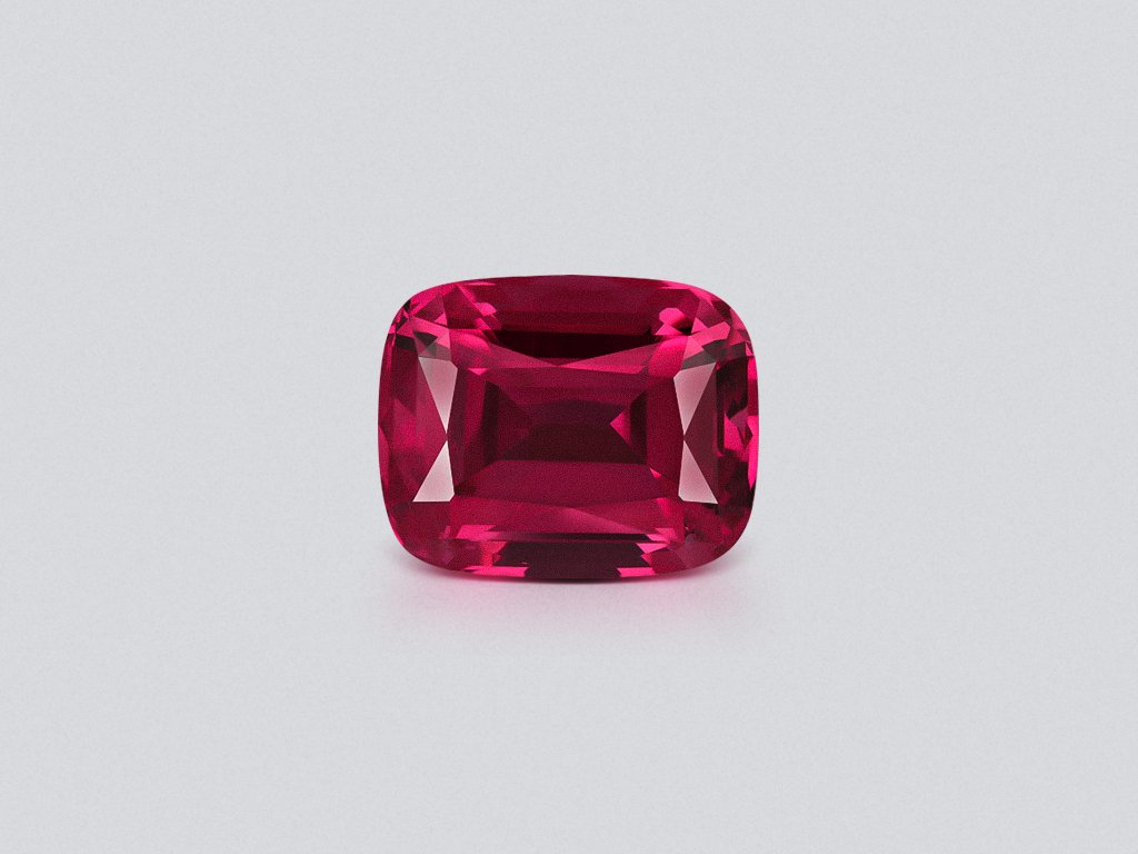 Spinel Mahenge Vibrant pink red cushion cut 4.73 carats, Tanzania   Image №1