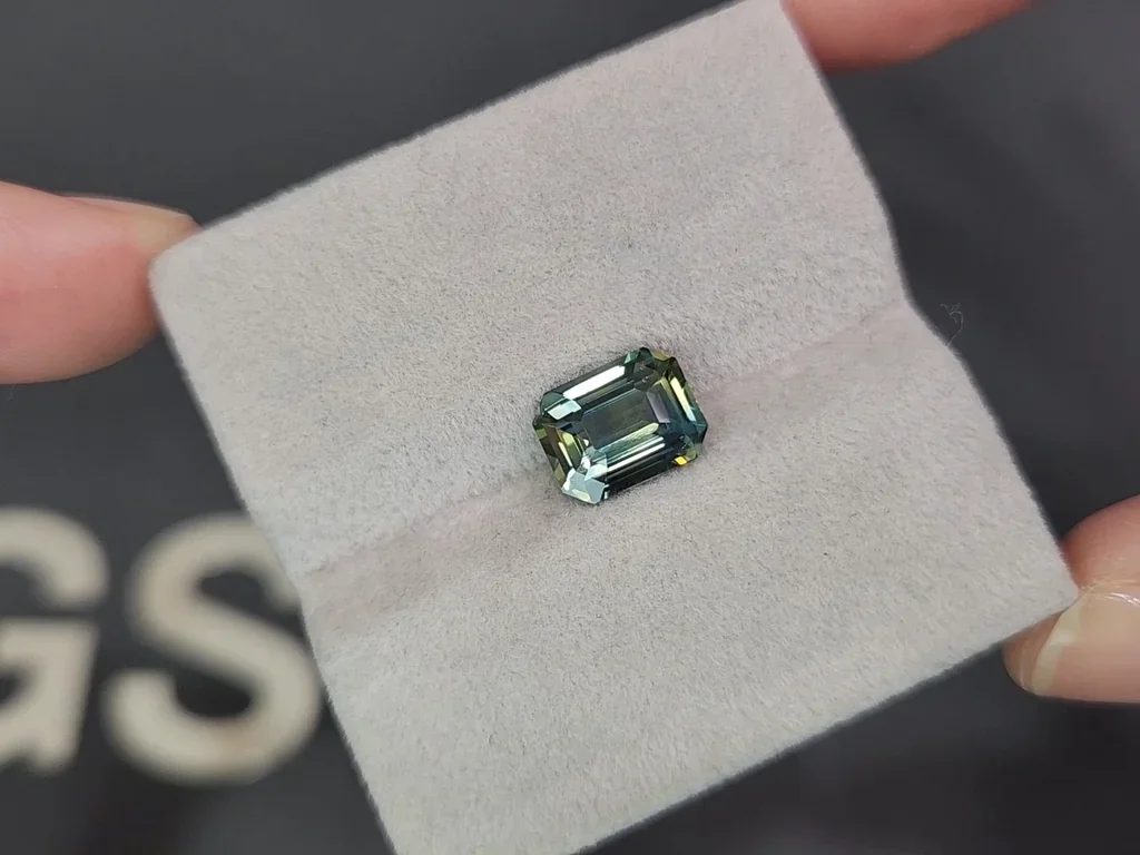 Unheated sapphire Teal octagon cut  3.08 carats, Sri Lanka Image №4