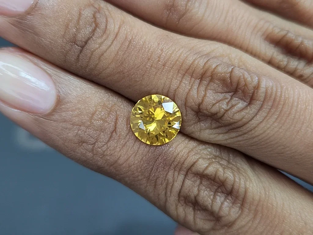 Yellow zircon round cut 3.55 carats, Tanzania Image №2