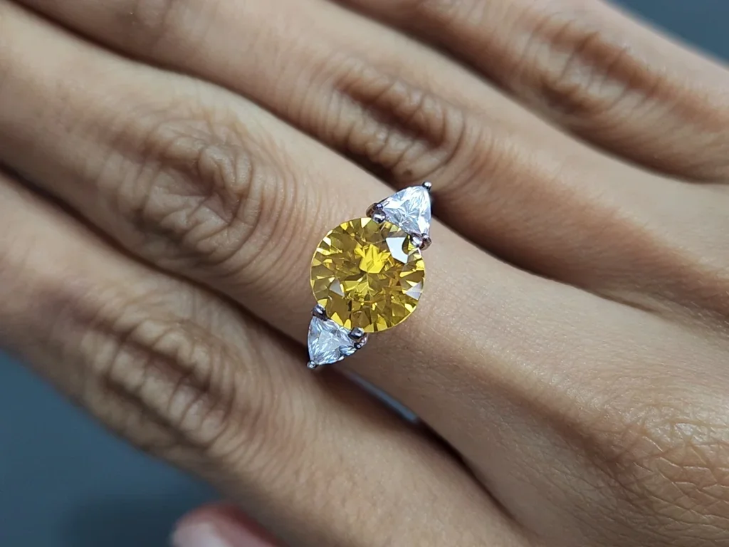 Yellow zircon round cut 3.55 carats, Tanzania Image №5