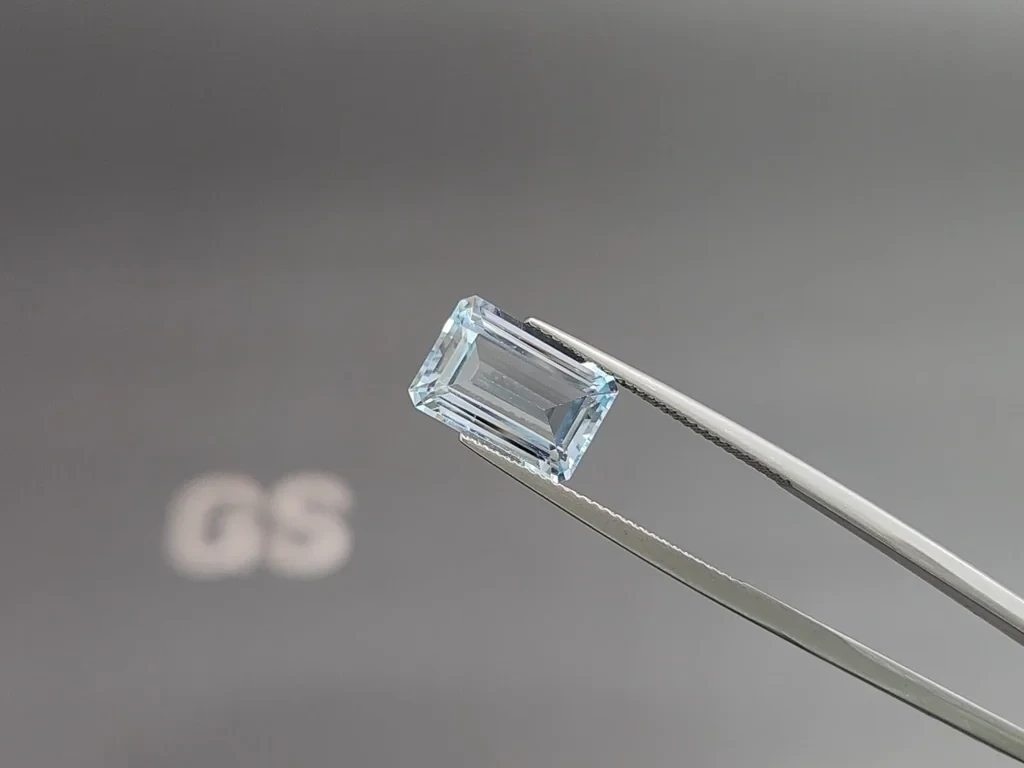 Aquamarine octagon cut 3.76 carats, Madagascar  Image №3