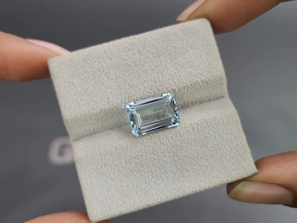 Aquamarine octagon cut 3.76 carats, Madagascar  Image №4