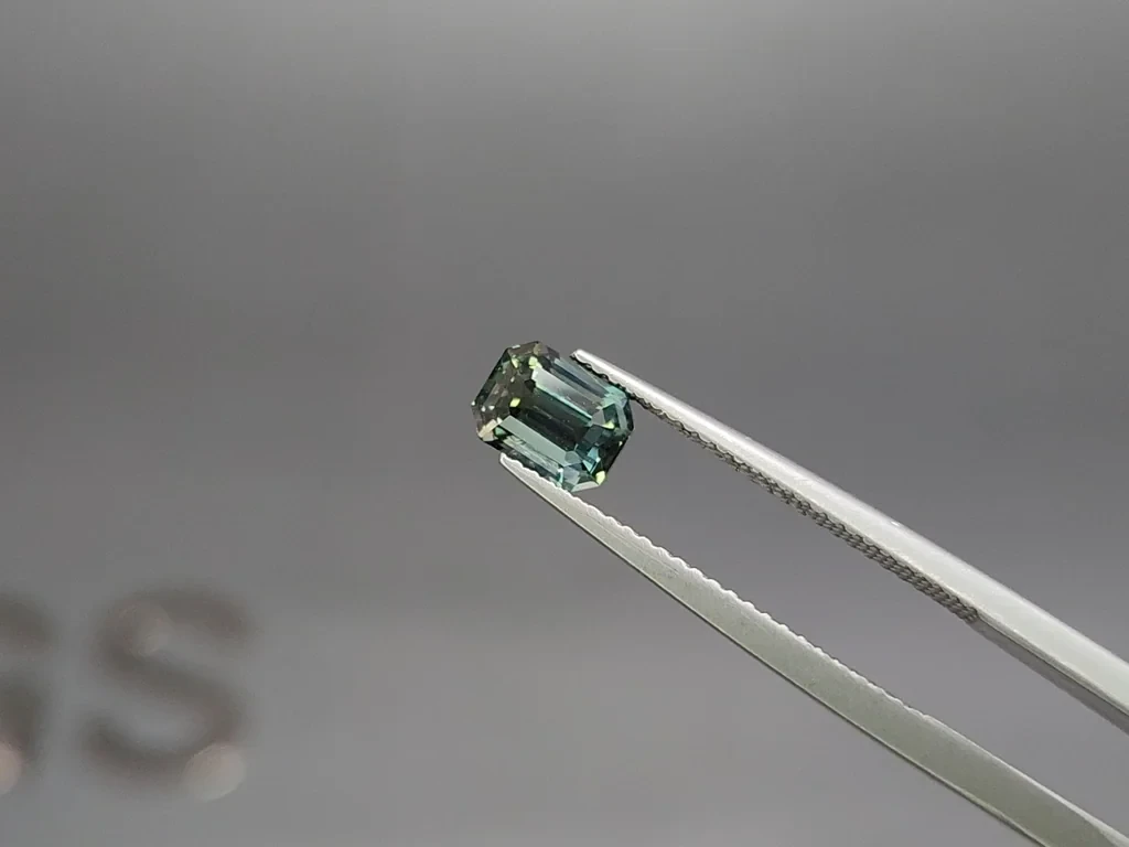 Unheated Teal sapphire octagon cut 1.63 carats, Madagascar Image №3