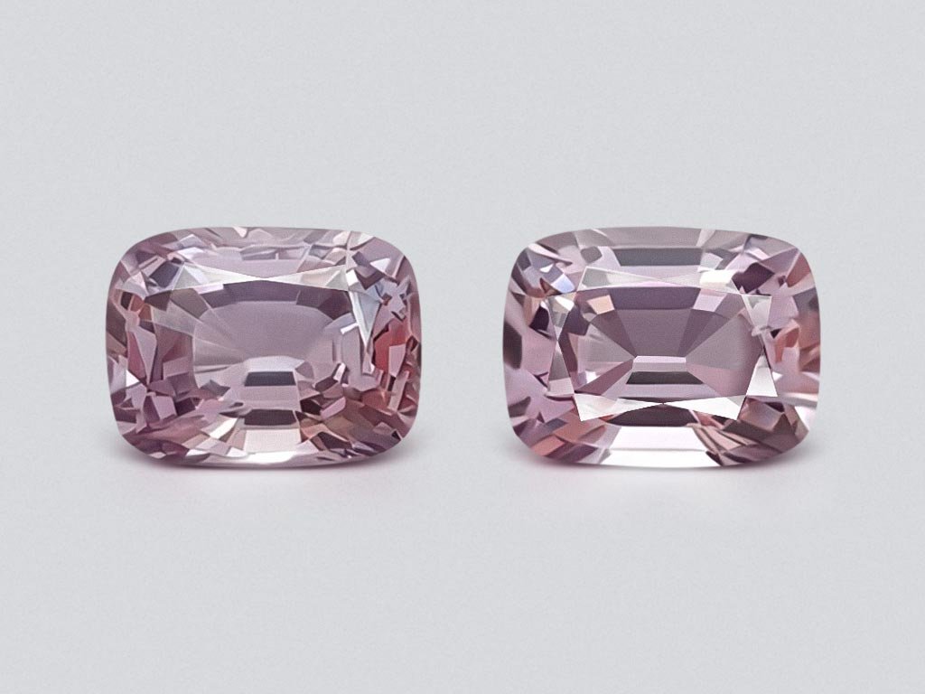 Pair of greyish purple cushion cut spinels 3.90 ct, Burma Image №1