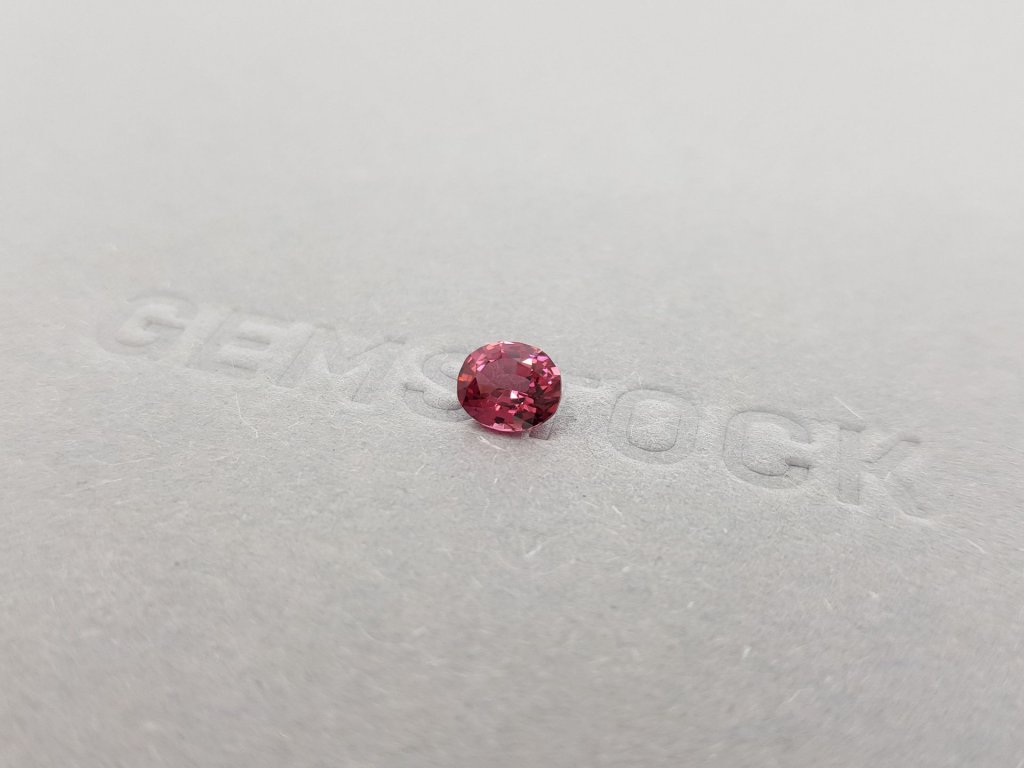 Rhodolite garnet, oval cut, 0.84 carats, Sri Lanka Image №3