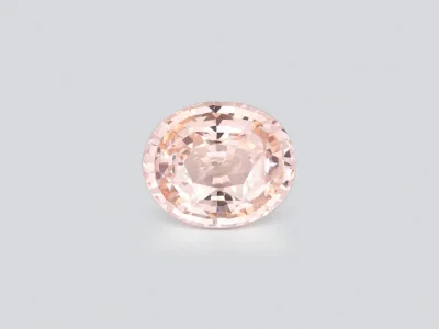 Rare Padparadscha sapphire 4.03 carats in oval cut, Madagascar photo