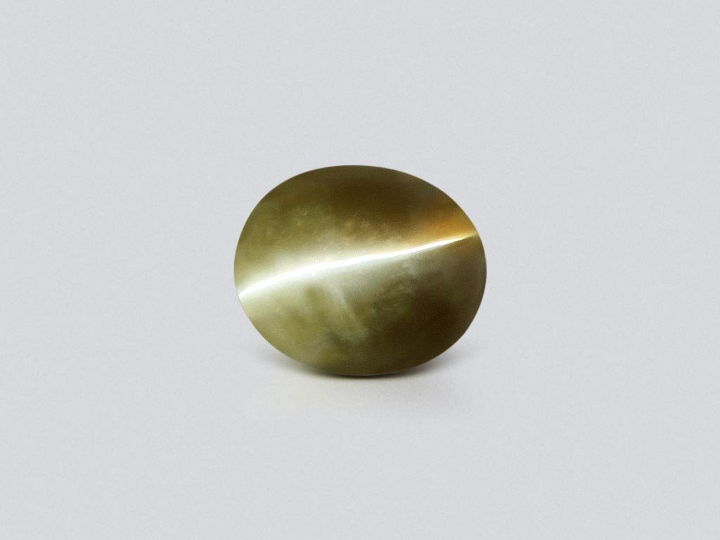 Cat's eye chrysoberyl in cabochon cut 7.74 carats, Sri Lanka Image №1