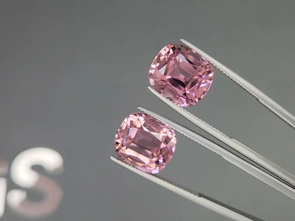 Pair of Baby Pink tourmalines in cushion cut 23.48 carats, Afghanistan  Image №3