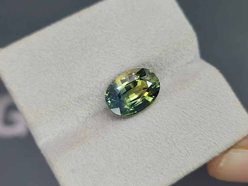 Unheated sapphireTeal oval cut 5.63 carats, Madagascar Image №4