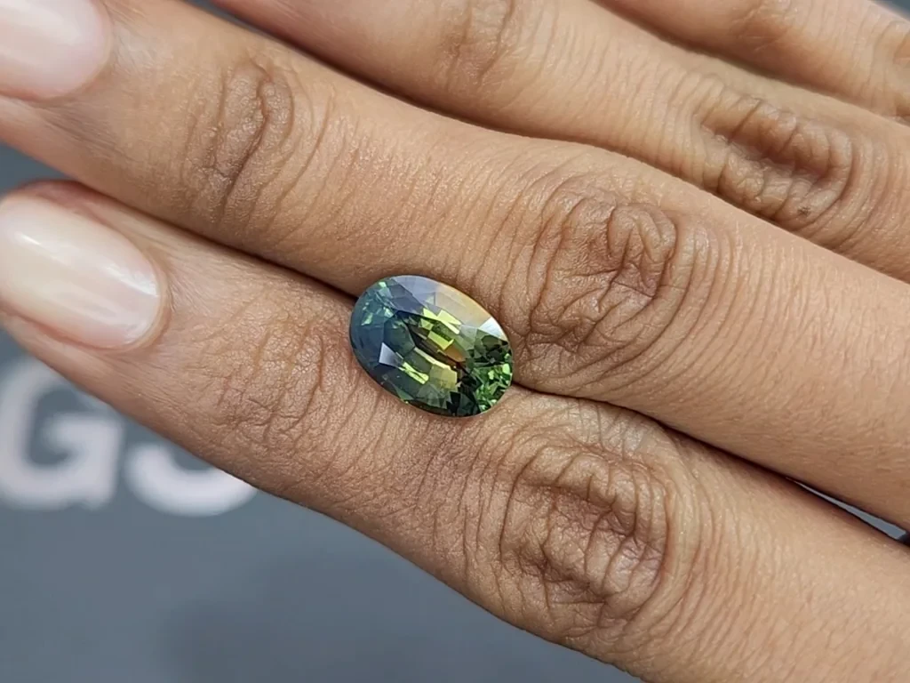 Unheated sapphireTeal oval cut 5.63 carats, Madagascar Image №2