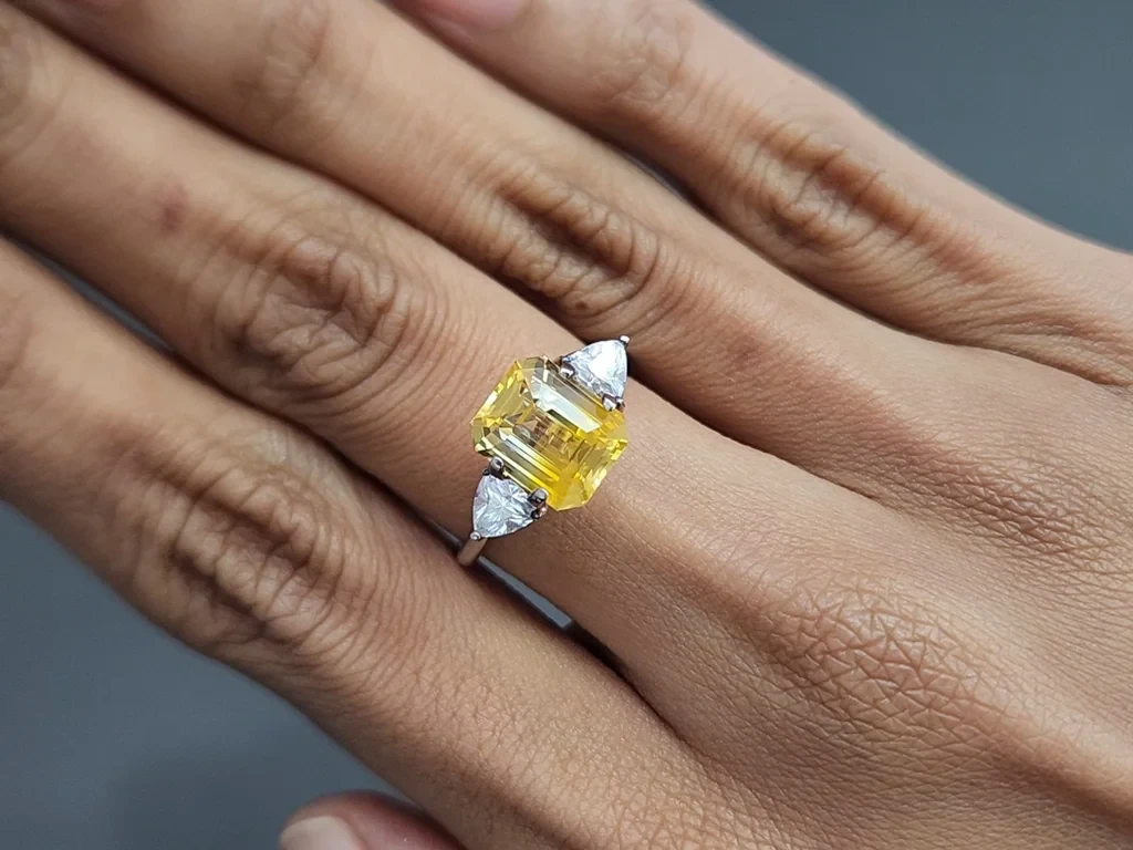 Sapphire Bi-color octagon cut 4.03 carats, Sri Lanka Image №5