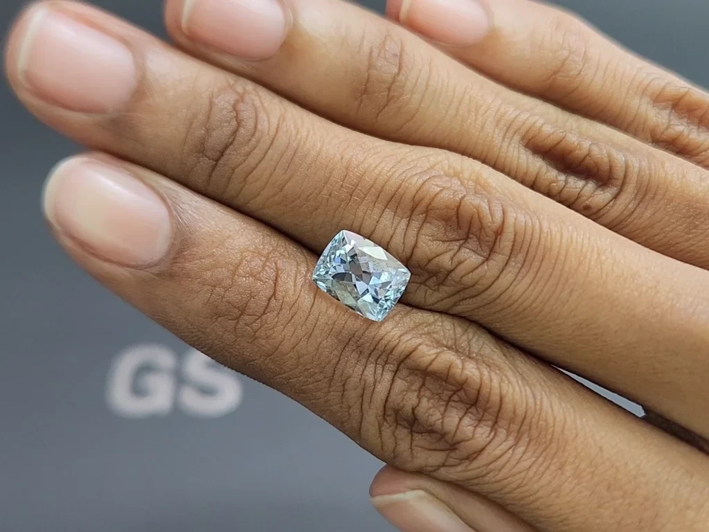 Aquamarine cushion cut  2.79 carats, Madagascar  Image №2