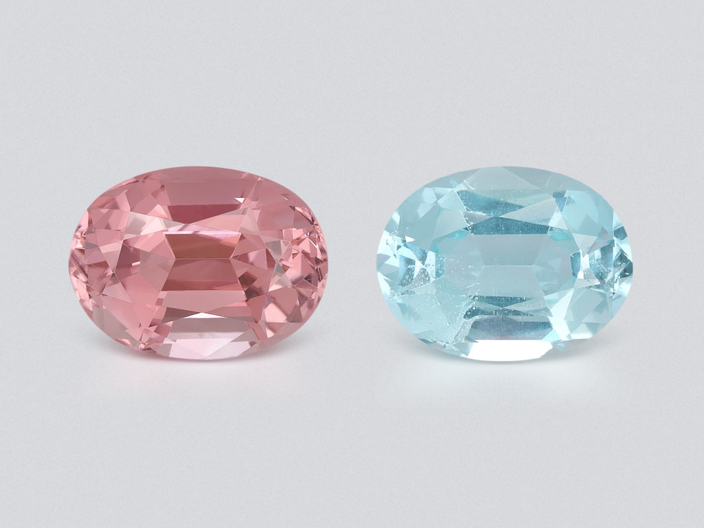 Contrasting pair of aquamarine and tourmaline oval cut 5.47 carats, Mozambique, Nigeria Image №1