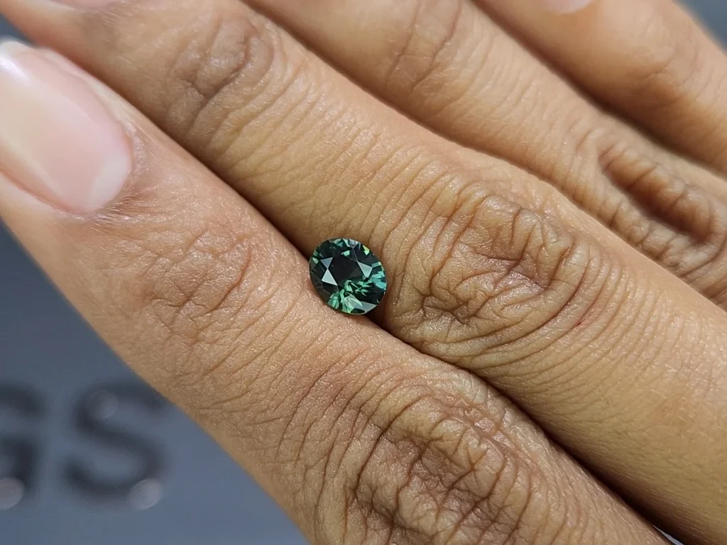 Unheated Teal sapphire oval cut 1.30 carats, Madagascar Image №2