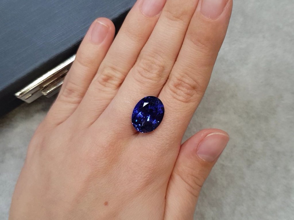 Intense oval cut tanzanite 10.90 ct Image №2