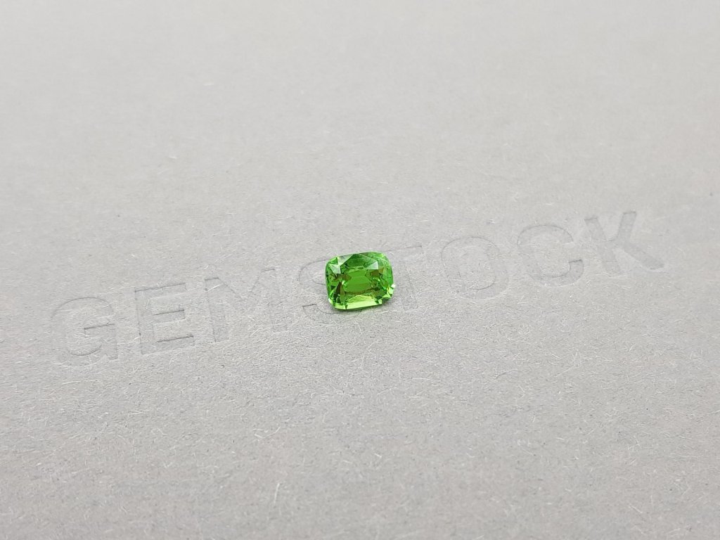 Cushion cut bright green tsavorite garnet 0.72 ct Image №3