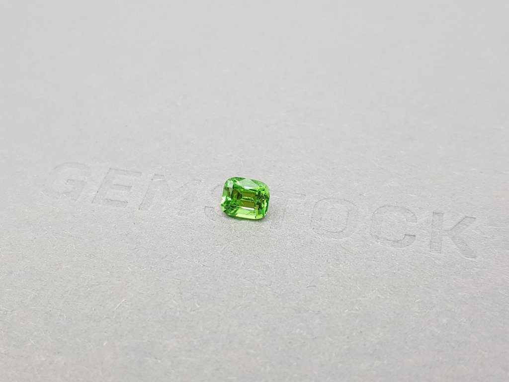Cushion cut bright green tsavorite garnet 0.72 ct Image №4
