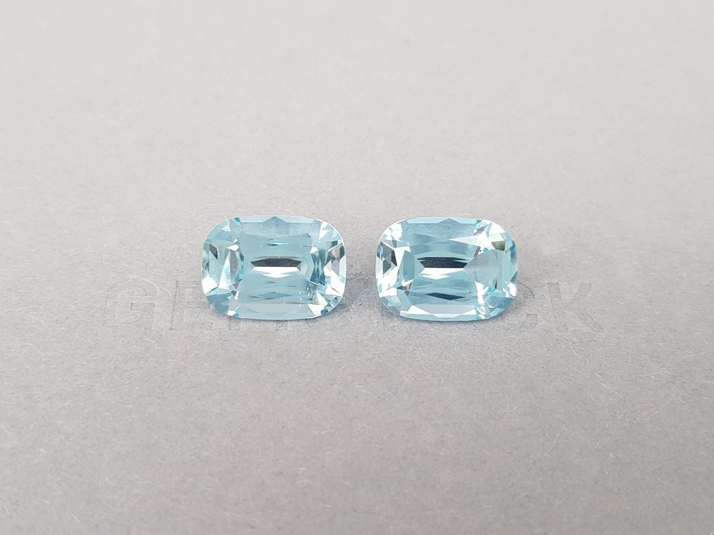 Pair of large cushion-cut blue aquamarines 13.39 ct Image №1