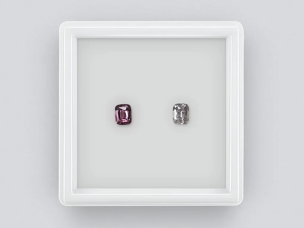 Contrasting Pair of 0.87ct Cushion Cut Spinels Image №1