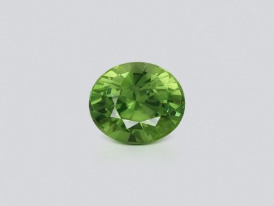 Yellowish green tsavorite garnet oval cut 1.17 carats, Tanzania photo