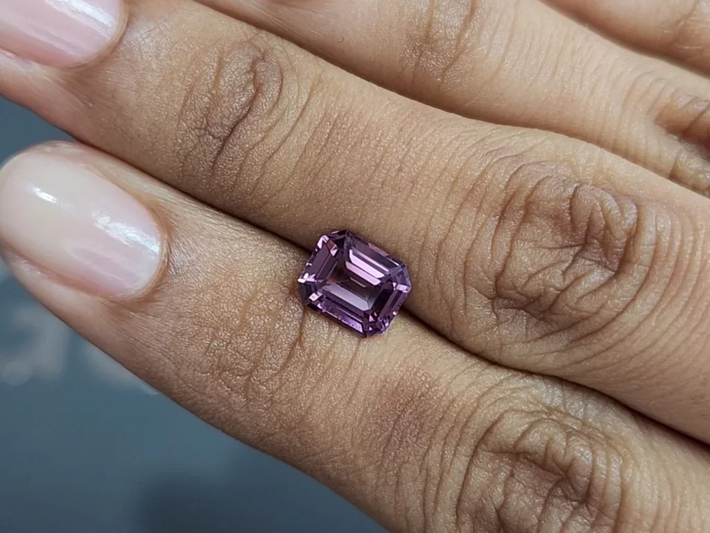 Purple spinel octagon cut 2.03 carats, Tanzania Image №2