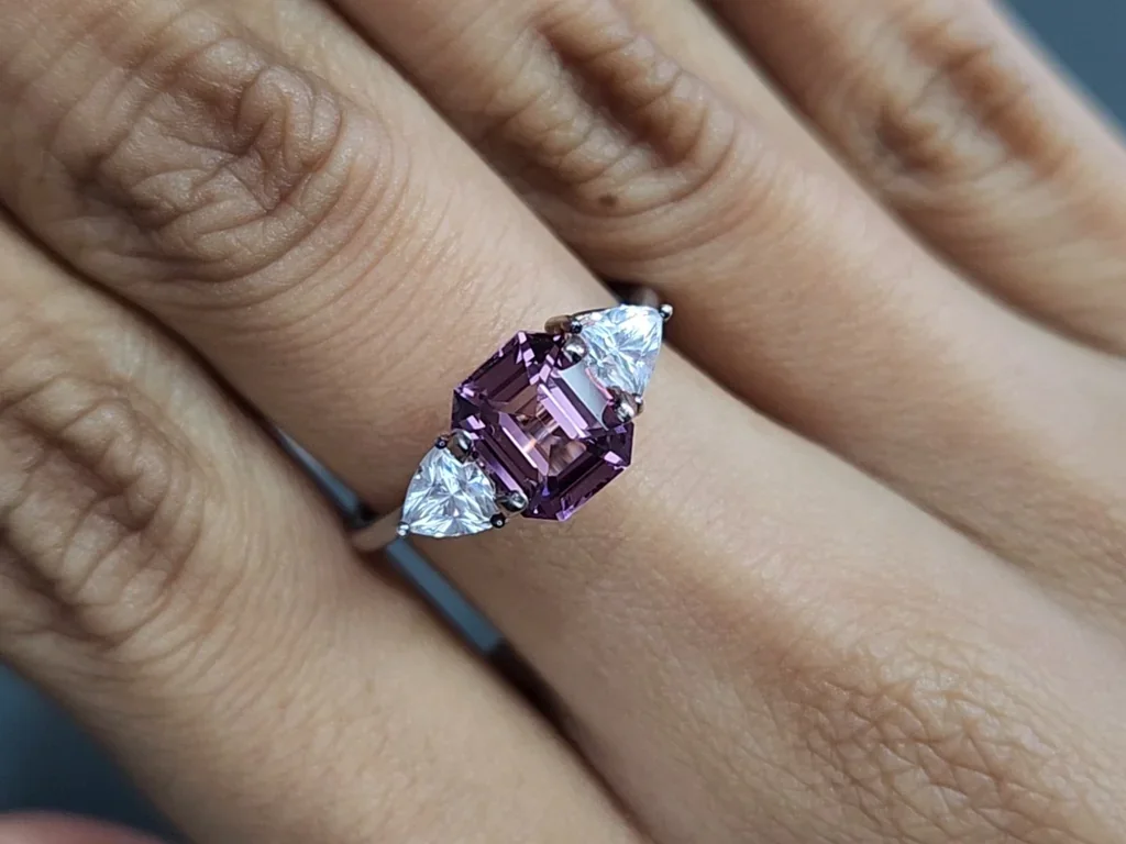 Purple spinel octagon cut 2.03 carats, Tanzania Image №5