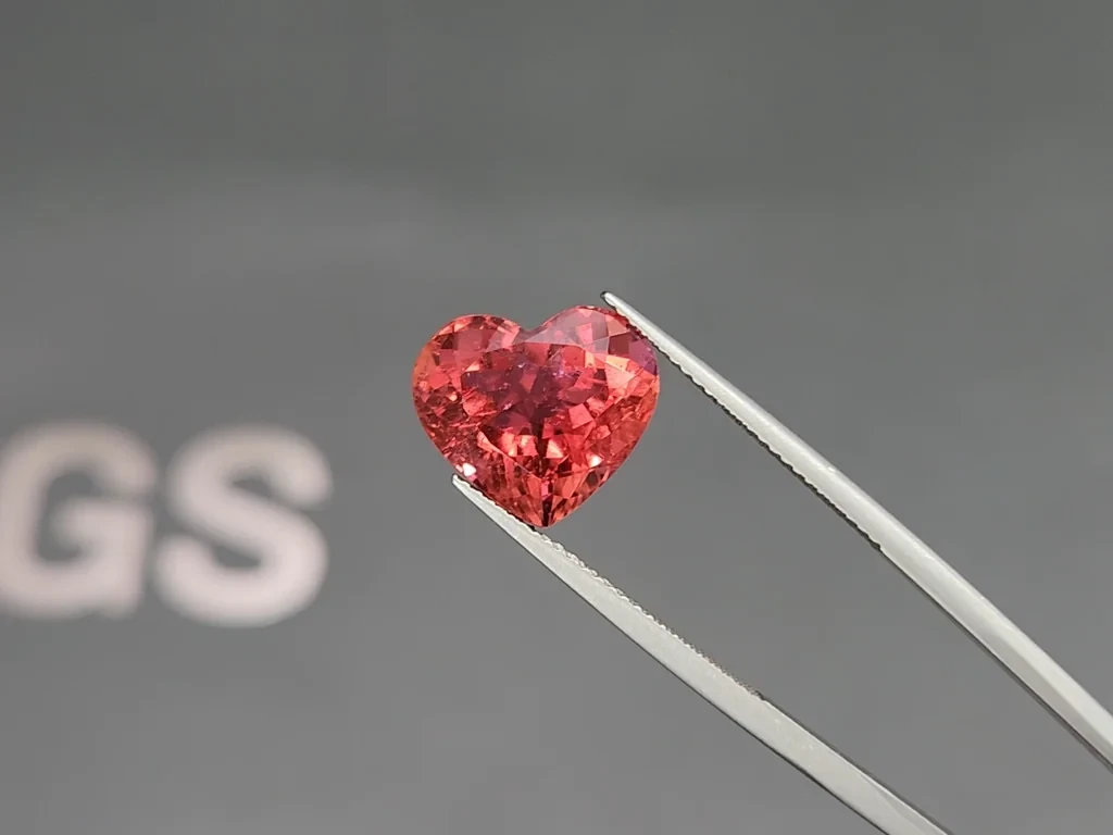 Tourmaline heart shape 7.85 carats, Africa Image №3