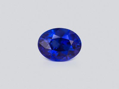 Sapphire Royal Blue oval cut 3.30 carats, Sri Lanka  photo