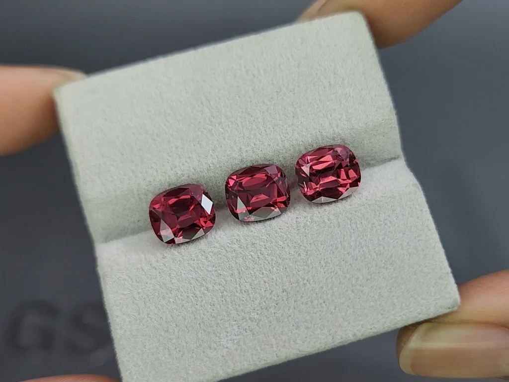 Set of garnets rhodolite cushion cut 6.50 carats, Madagascar Image №5
