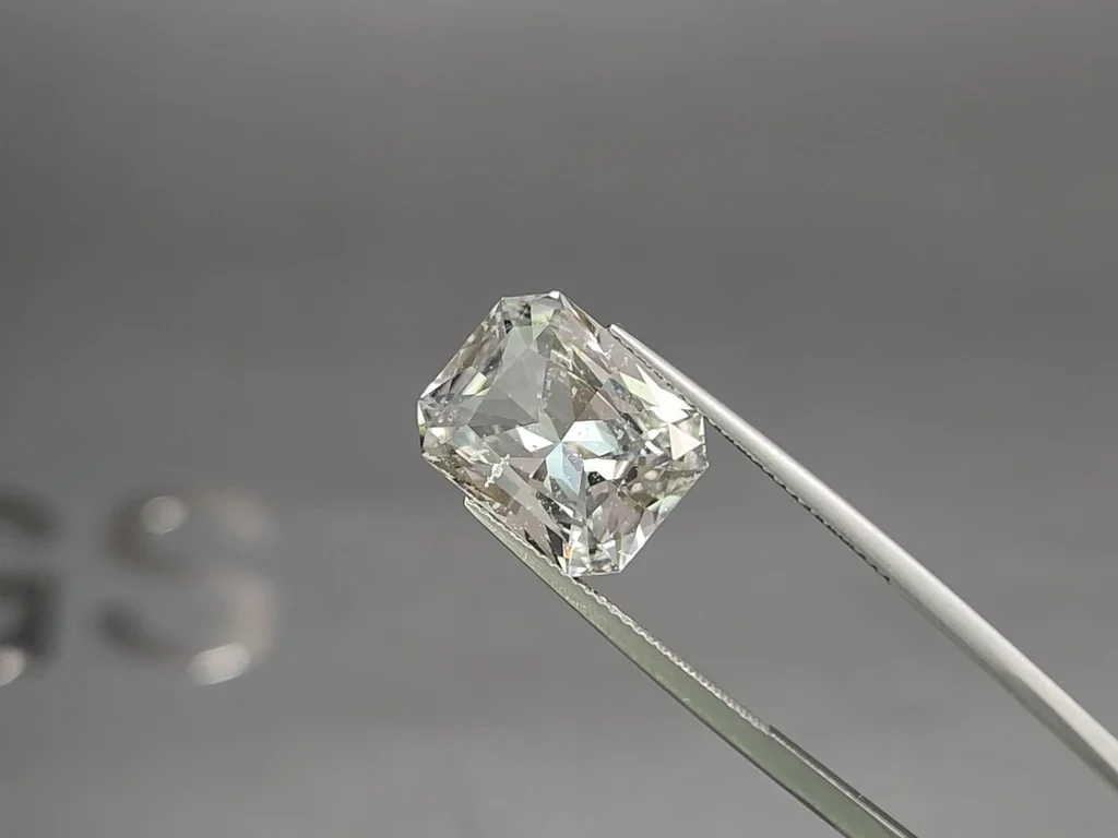 Kunzite light green radiant cut 8.67 carats, Pakistan Image №3
