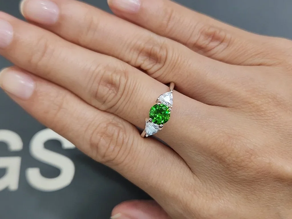 Russian demantoid garnet 0.92 ct Image №5