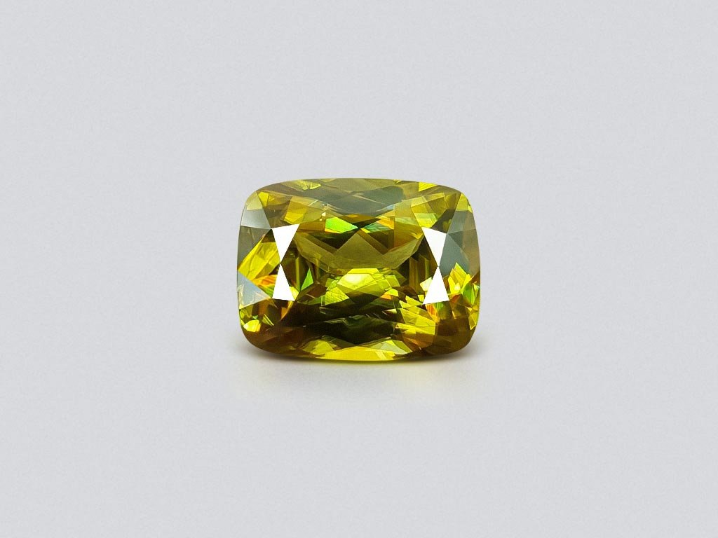 Golden green sphene 9.68 ct, Madagascar Image №1