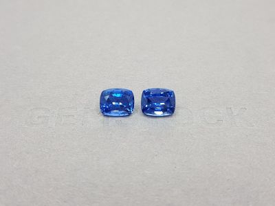 Pair of bright cushion cut cornflower blue sapphires 4.02 ct, Sri Lanka photo