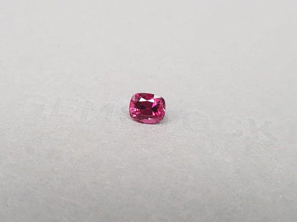 Cushion-cut red-pink garnet from Sri Lanka 1.64 ct Image №3
