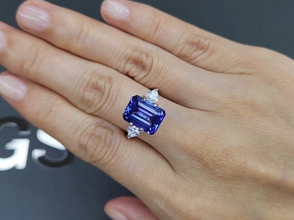 Octagon cut blue tanzanite 6.20 carats, Tanzania  Image №5